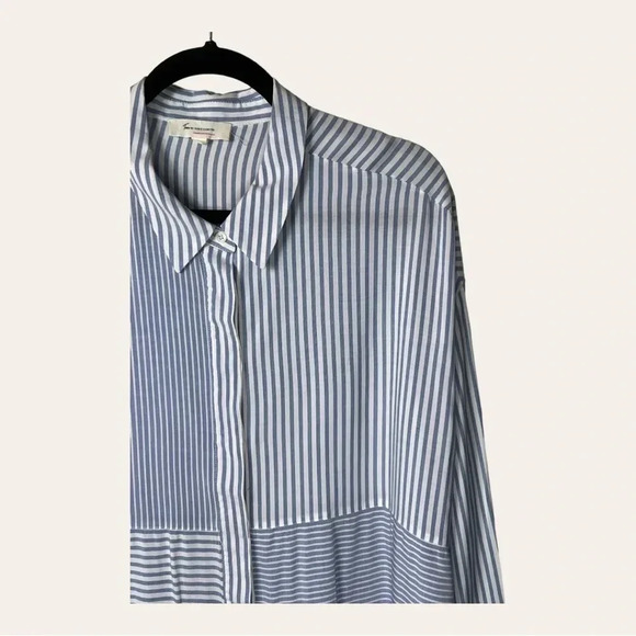 0905. TWO BY VINCE‎ CAMUTO STRIPE BUTTON DOWN TOP COLLAR SIZE LARGE - Picture 2 of 9